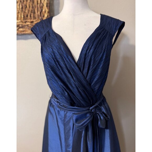 R & M Richards Gown Formal Dress 20W Sapphire Blue Party Wedding Cruise NEW - Picture 7 of 14